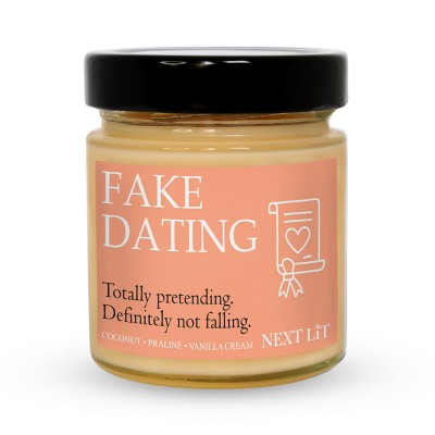Ароматна свещ Fake Dating